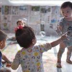 2️⃣ Respetamos sus rutinas de sueño y alimentación